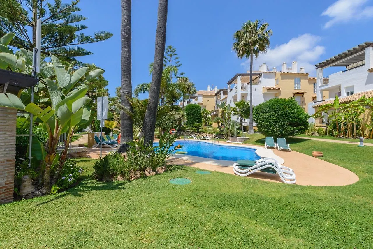 Cubo'S Beach & Golf Marbella 0*,  Spain